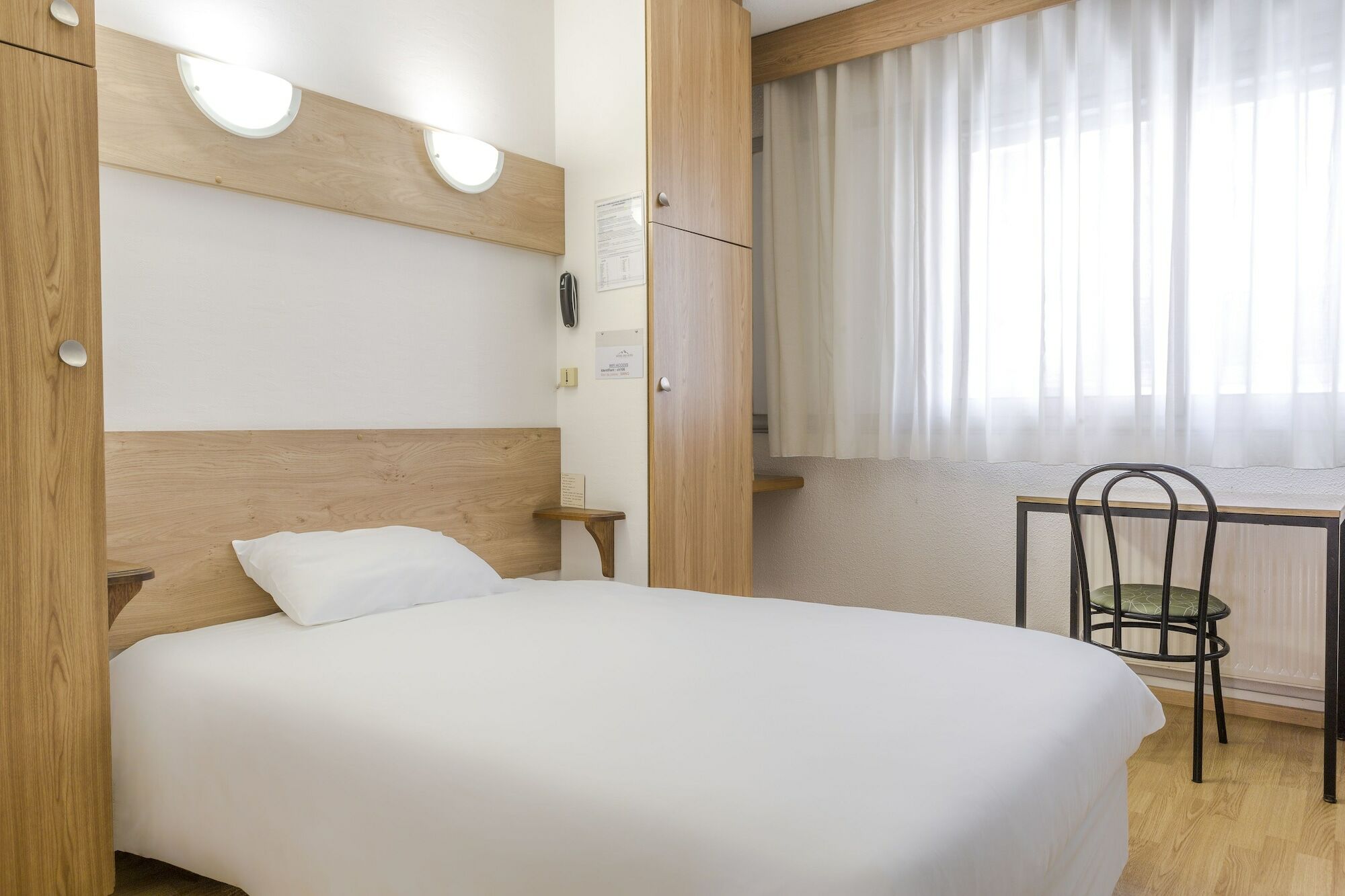 Kyriad Direct Grenoble Extérieur photo